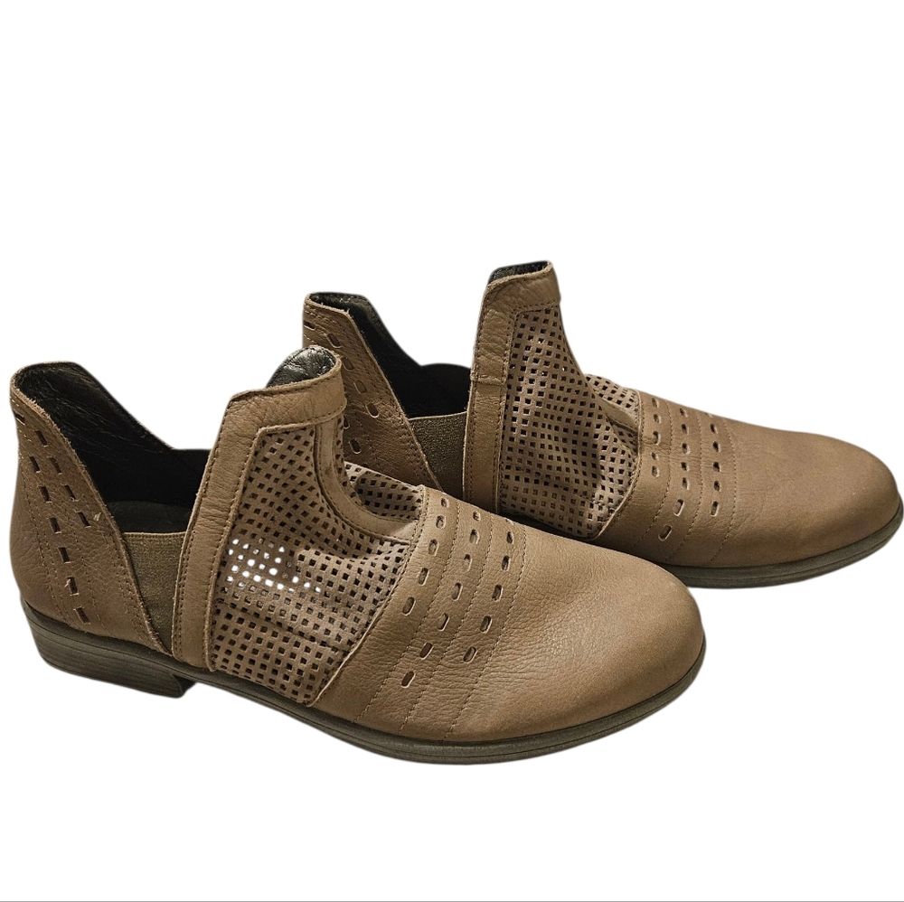 Naot Brown Leather Cutout Ankle Booties – Size 38 (US 7–7.5)